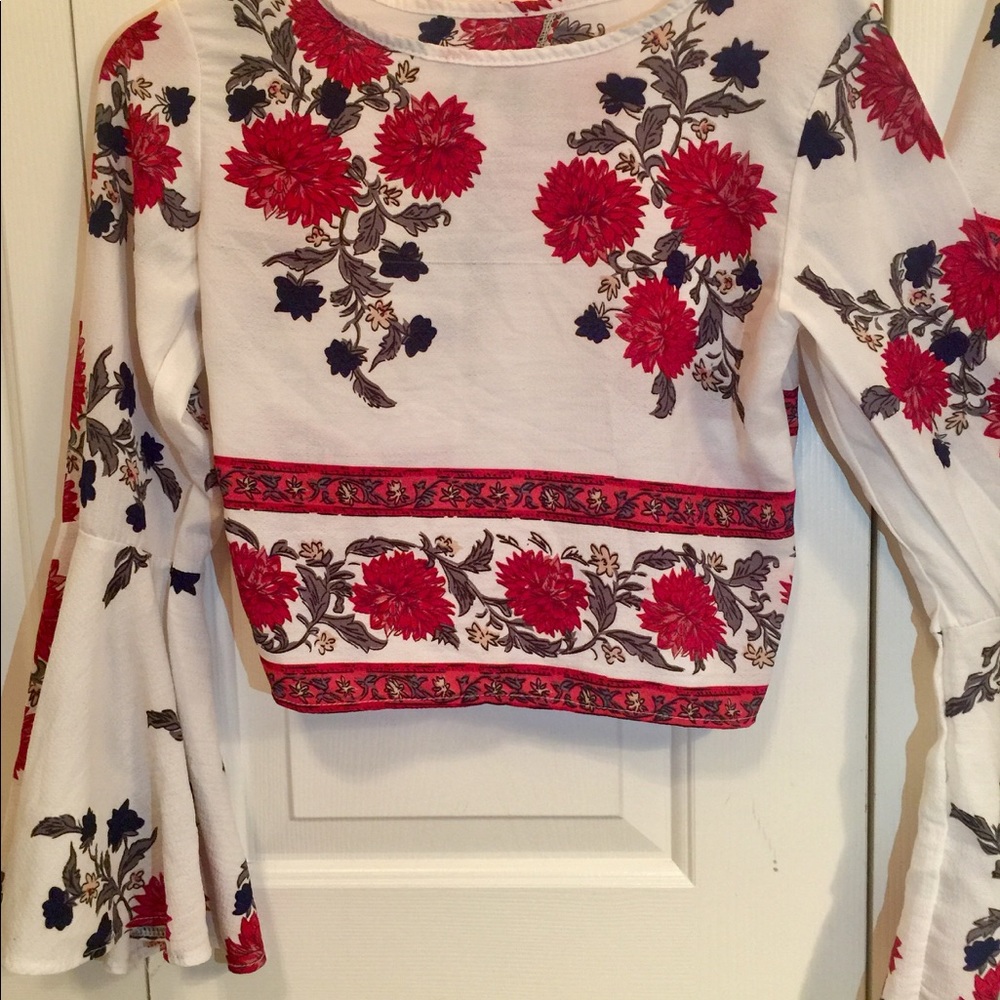 White/Rose patterned top and matching short set